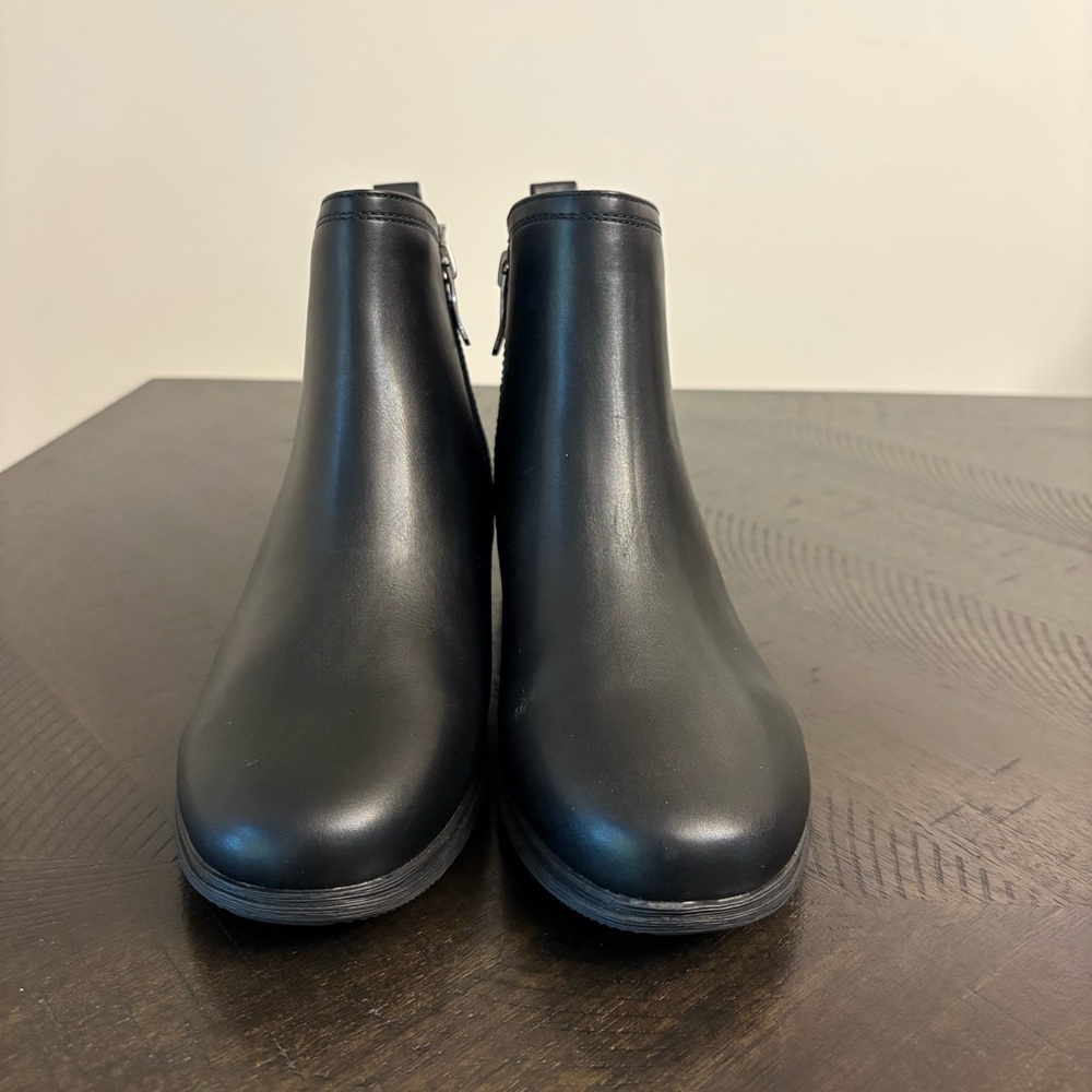 Easy Spirit Black Ankle Boots Women's Size 8W Wide NWOT Side Zipper Wedge Heel - Picture 3 of 11